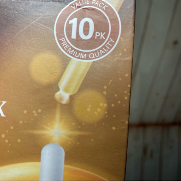 10 INTENSE BRIGHTENING & HYDRATING FACE MASK - Picture 6 of 7